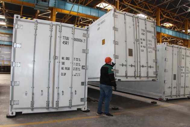 Омсктрансмаш начал опытную эксплуатацию рефрижераторных контейнеров